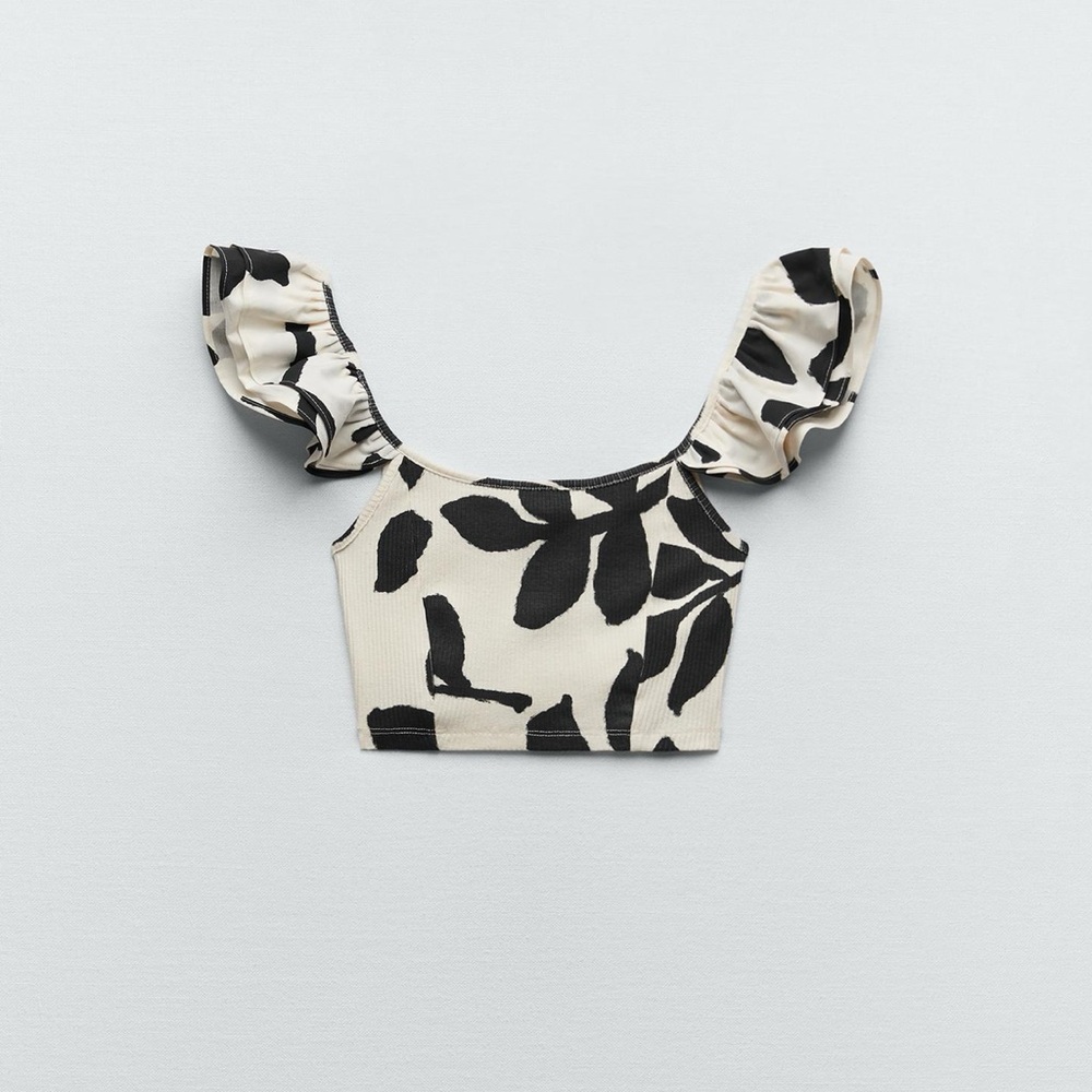 Zara Black and Cream Leaf Print Crop Top size small